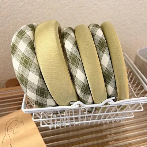 Vintage French Padded Plaid Headband For Women Elegant Green Fabric Sponge Hair Band Retro Geometric Thickened Hair Hoop