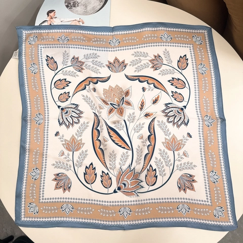 Women 100% Mulberry Silk Square Scarf Vintage Floral Printed Neck Kerchief Elegant High End Fashion Accessory For Lady