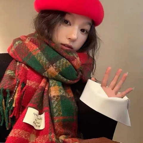 Women Christmas Red Green Plaid Scarf Winter Warm Imitation Cashmere Scarf Soft Polyester Checkered Tassel Shawl Festive Wrap