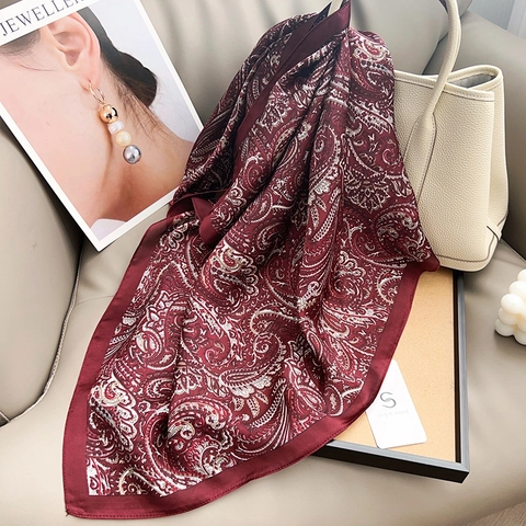 Vintage Old Money Style Paisley Pattern Square Scarf Imitation Satin Neck Scarf Elegant Polyester Bandana For Women Accessories