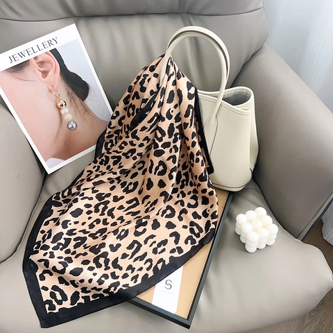 Foulard Quadrato Vintage con Stampa Leopardata da Donna in Poliestere Sottile Satinato Fascia per Capelli Foulard da Collo Accessorio per Borsa