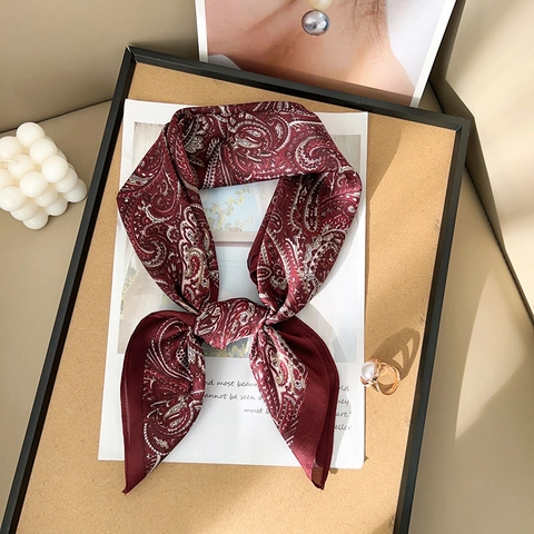 Stile Vintage Old Money Foulard Quadrato con Motivo Paisley in Imitazione Raso Elegante Bandana in Poliestere per Donna Accessori