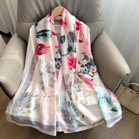 Femmes Élégante Écharpe Longue en Satin Imprimé Floral Grand Châle Style Chinois Motif de Fleurs Léger Protection Solaire Pour Dame