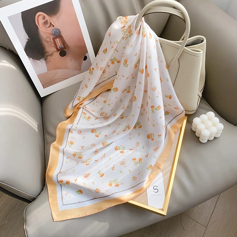 Carré de Soie Élégant pour Femme en Satin à Imprimé Floral Motif Fleurs Bandana Écharpe de Cou Accessoire de Cheveux Multifonction