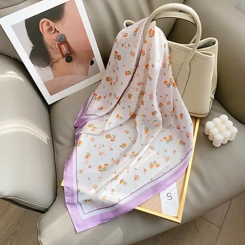 Carré de Soie Élégant pour Femme en Satin à Imprimé Floral Motif Fleurs Bandana Écharpe de Cou Accessoire de Cheveux Multifonction