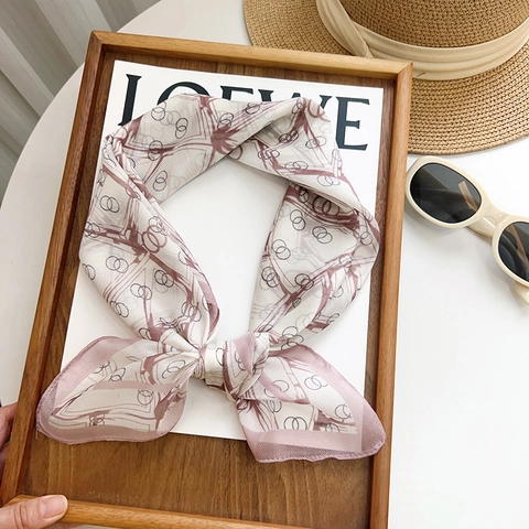 Carré De Satin En Polyester Élégant Imprimé Géométrique Anneau Foulard Léger Respirant Mode Navette Femme Écharpe Décorative