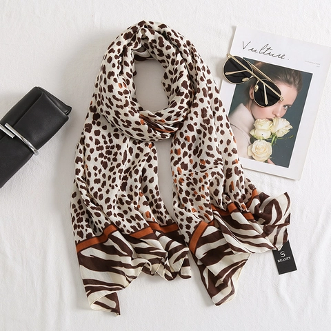 Dames Mode Luipaard En Zebra Print Sjaal Lichtgewicht Polyester Sjaal Wikkel Elegant Kleurblok Zomer Zonbescherming Sjaal