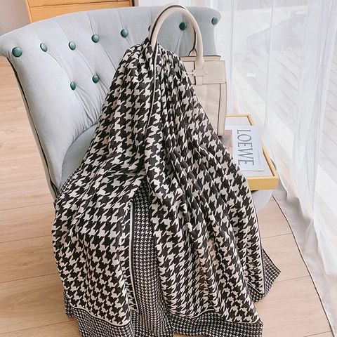 Elegant Women Polyester Houndstooth Scarf Long Shawl Printed Warm Soft Fashion Wrap For Autumn Winter Daily Commute Office