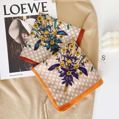 Vintage French Style Floral Print Square Scarf Satin Feeling Polyester Neck Head Scarf For Women Elegant Fashionable Accessories Foulard