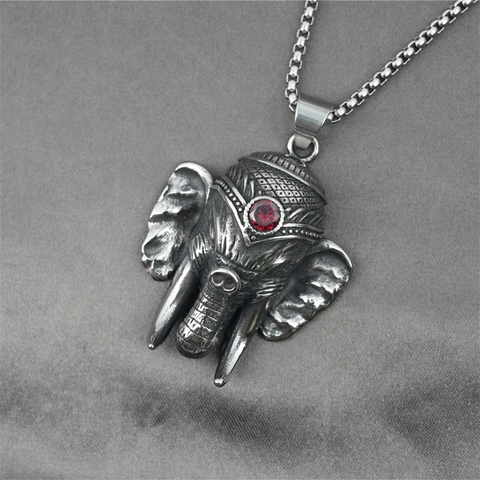 Collana Con Pendente Testa di Elefante in Acciaio Inossidabile Vintage Con Zircone Rosso Gioielli Stile Ganesha Punk Per Uomo Donna Festa