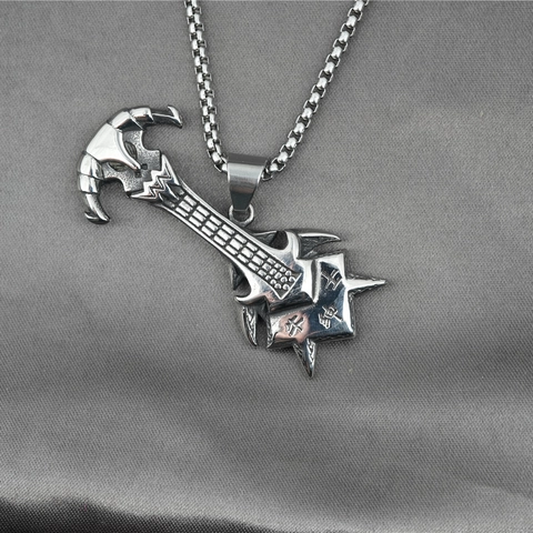 Vintage Stainless Steel Guitar Axe Bull Head Pendant Necklace For Men Retro Rock Punk Hip Hop Chinese Style Jewelry Gift