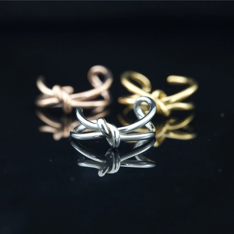 Minimalistisch Titaniumstaal Knoop Open Ring Voor Dames Vintage Koreaanse Stijl Hoogglans Gepolijst Verstelbaar Knoopontwerp Vingerring Sieraden