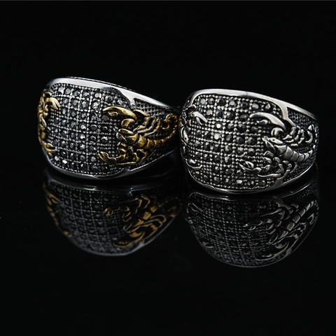 Anello Scorpione in Acciaio Inossidabile Vintage Punk per Uomo Donna Esagerato Con Strass Neri Intarsiati Gioielli Hip Hop Biker