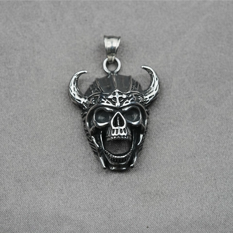 Vintage Gothic Gehörnt Totenkopf Anhänger Halskette Für Herren Edelstahl Punk Rock Schmuck Biker Accessoire Antiksilber