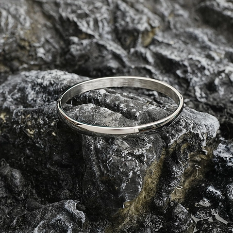 Minimalist Titanium Stainless Steel Bangle For Men Women Mirror Polished Frosted Hinged Oval Cuff Bracelet Birthday Gift