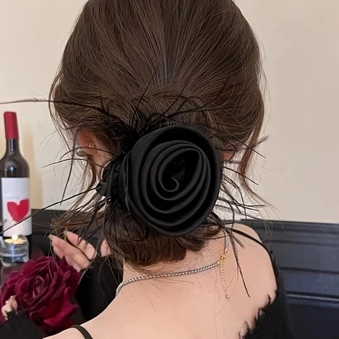 Schwarzes Satin Rose Haargummi Feder Dekorativer Großer Blumen Pferdeschwanz Halter Elegante Hochzeit Party Damen Haarschmuck