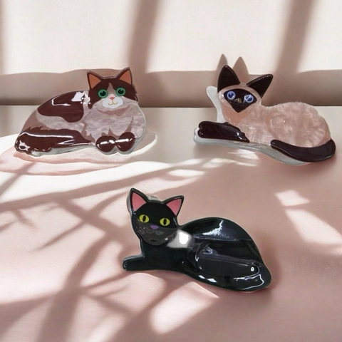 Cute Cartoon Cat Animal Shape Hair Claw Clips For Women Girls PVC Creative Shark Clip Playful Ponytail Hair Accessories