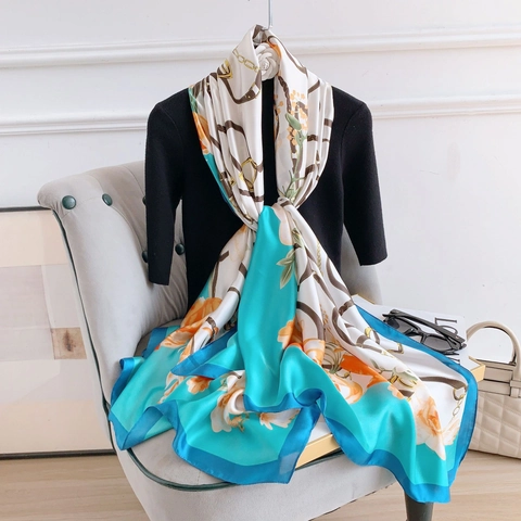 Damen Mode Satinnimitat Schal Bedruckt Sonnenschutz Strandtuch Elegant Pferdekette Muster Stola Polyester Schal