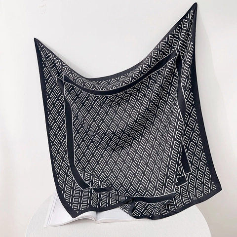 Geometric Print Satin Scarf For Women Large Square Neck Head Scarf Elegant Satin Wrap Fashion Accessory Shawl Lightweight Sun Protection Scarf