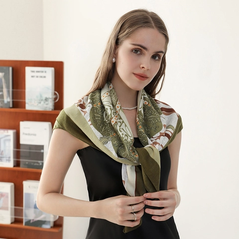 Foulard Quadrato Con Stampa Etnica Vintage per Donna Poliestere Effetto Seta Grande Scialle Elegante Sciarpa di Moda