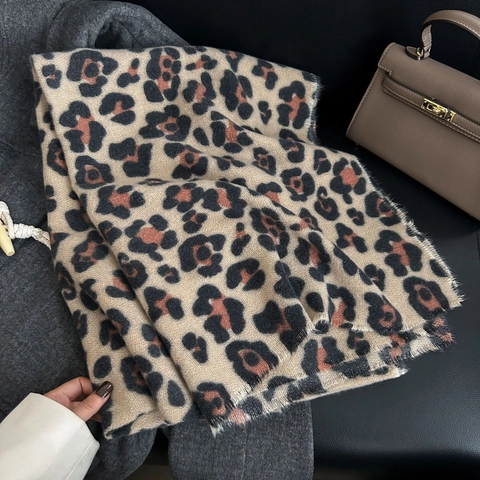 Women Leopard Print Imitation Cashmere Scarf Long Warm Winter Shawl Fringe Elegant Animal Pattern Polyester Neck Wrap