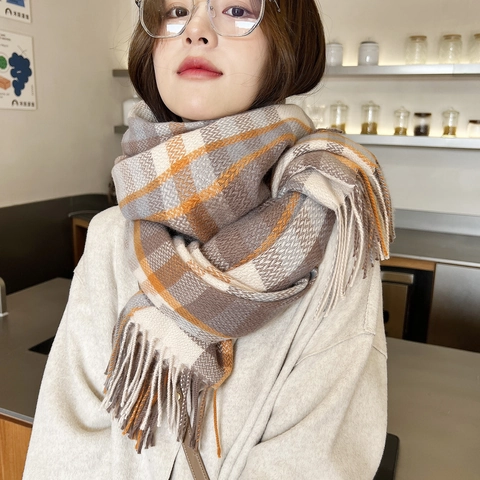 Women Winter Warm Plaid Scarf Thick Soft Polyester Scarf With Tassels Classic Grid Pattern Shawl Wrap For Ladies Fashion