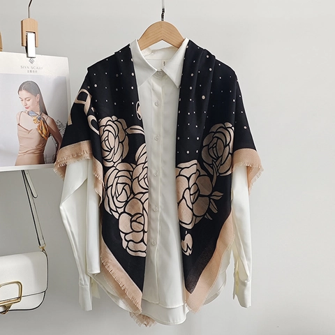 Vintage Floral Polka Dot Print Polyester Square Scarf For Women Large Shawl Wraps Elegant Fashion Neck Scarf Fringe Edge