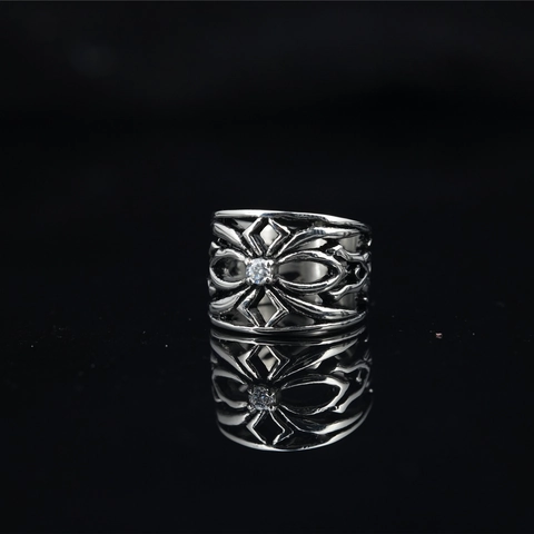 Punk Hip Hop Titanium Steel Cross Ring For Men Women Gothic Hollow Geometric Ring With Black White Rhinestone Street Jewelry