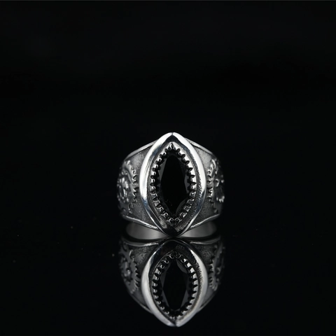 Vintage Punk Skull Wings Titanium Steel Ring Marquise Black Rhinestone Biker Ring Retro Gothic Rock Jewelry For Men Women