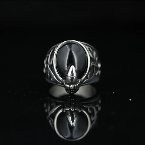 Vintage Gothic Punk Ring Titaniumstaal Zwarte Ovale Steen Adelaarsklauw Ontwerp Heren Dames Retro Band Sieraden