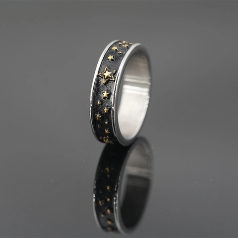 Anello con Motivo a Stella in Acciaio al Titanio Vintage Unisex Retro Nero Oro Stella Acciaio Inossidabile Gioielli di Moda Regalo