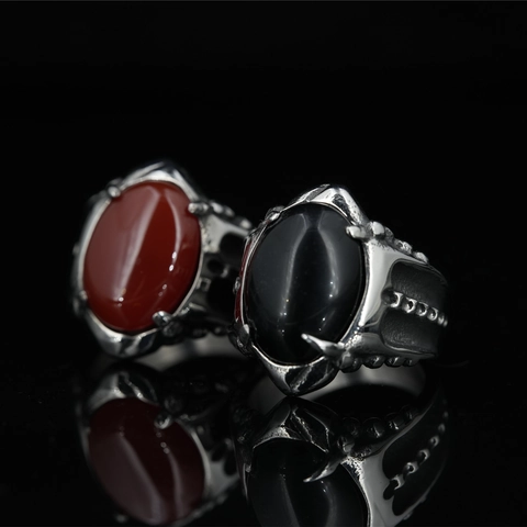 Vintage Punk Titanium Steel Ring For Men Gothic Claw Set Oval Agate Stone Black Red Retro Biker Ring Hip Hop Jewelry Gift