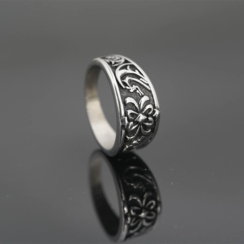 Anillo de Acero Inoxidable Gótico Retro para Hombre Mujer Vintage Tallado Floral Cruz Patrón Punk Biker Band Joyería Regalo