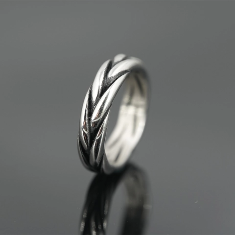 Anello in Acciaio al Titanio con Spiga di Grano Intrecciata Vintage Unisex Retrò Ossidato Corda Intrecciata Gioielli