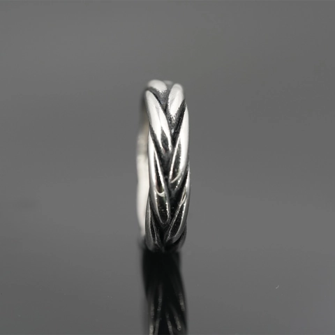 Anello in Acciaio al Titanio con Spiga di Grano Intrecciata Vintage Unisex Retrò Ossidato Corda Intrecciata Gioielli