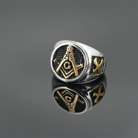 Anello con Sigillo Massonico Vintage in Acciaio al Titanio Uomo Retrò Punk Hip Hop Bicolore Bussola e Squadra G Gioiello