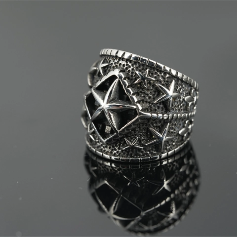 Anello in Acciaio al Titanio Vintage Punk Star per Uomo Donna Retro Invecchiato Anello a Fascia Larga Gioielli da Dito