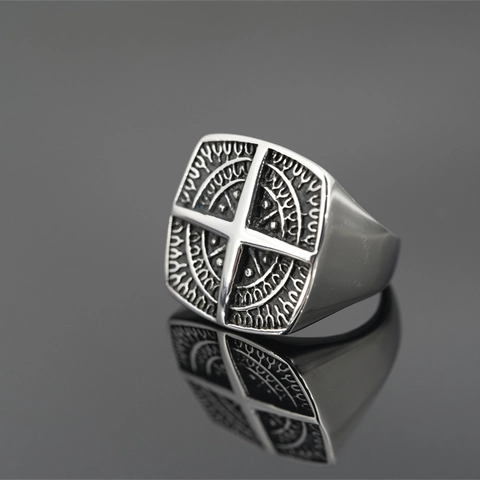 Vintage Punk Titanium Steel Cross Signet Ring For Men Square Geometric Tribal Compass Pattern Retro Biker Finger Ring Jewelry