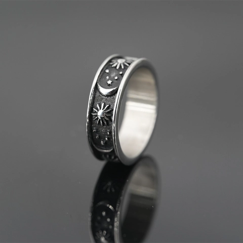 Anello Vintage In Acciaio Inossidabile Per Uomo Donna Sole Luna Stella Rilievo Celeste Mistico Band Anello Moda Coppia Gioielli