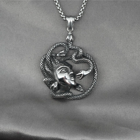 Vintage Stainless Steel Medusa Head Pendant Necklace Mythological Snake 3D Relief Punk Hip Hop Streetwear Jewelry Unisex