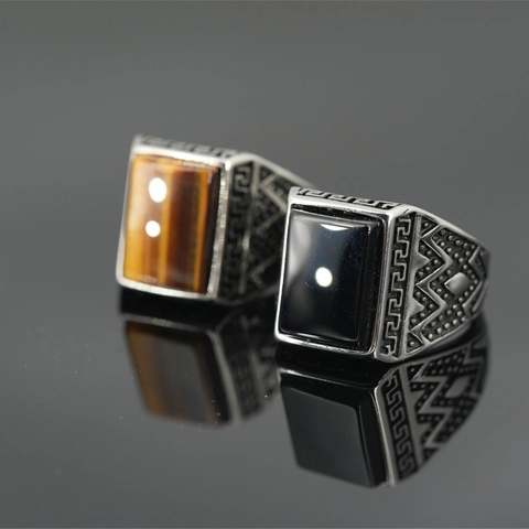Vintage Titanium Steel Men Ring With Rectangular Tiger Eye Black Stone Greek Meander Engraved Band Retro Punk Style Jewelry
