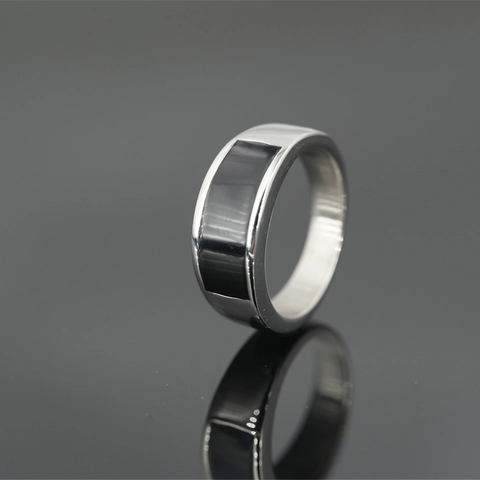 Anello Minimalista Punk in Acciaio al Titanio Colore Argento Smalto Nero Rettangolo Intarsio Retro Industriale Gioielli Uomo Donna