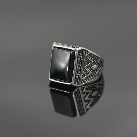 Vintage Titanium Steel Men Ring With Rectangular Tiger Eye Black Stone Greek Meander Engraved Band Retro Punk Style Jewelry