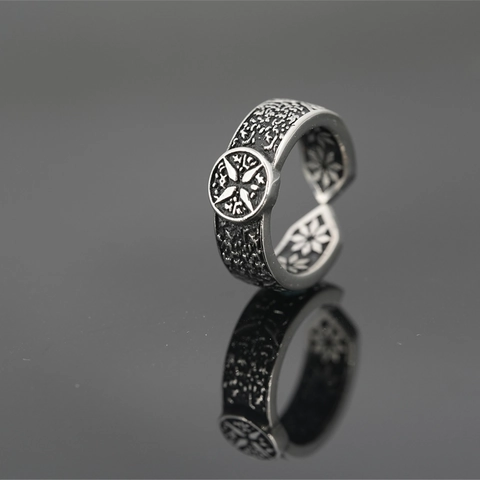 Vintage Titanium Steel Open Adjustable Ring Punk Gothic Cross Compass Pattern Relief Band For Men Women Biker Fashion Jewelry Accessory