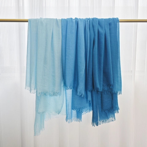 Women Minimalist Solid Color Polyester Scarf Lightweight Sun Protection Shawl With Tassels Casual Fashion Wrap