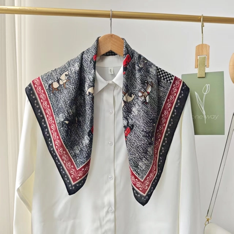 Pañuelo Cuadrado de Satén para Mujer Estilo Británico Vintage Estampado de Caballos y Cuadros Accesorio para Bolso