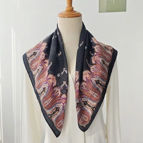 Carré de Soie Vintage Paisley à Pois pour Femmes Polyester Imprimé Satin Effet Soie Foulard de Mode Accessoire Quotidien Banlieue
