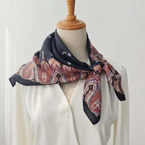 Carré de Soie Vintage Paisley à Pois pour Femmes Polyester Imprimé Satin Effet Soie Foulard de Mode Accessoire Quotidien Banlieue