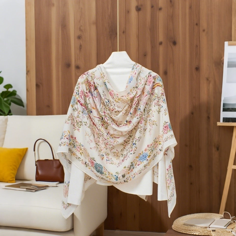 Dames Elegante Satijnen Polyester Sjaal Grote Paisley Bloemenprint Sjaal Voor Zomer Strand Zonbescherming Lichtgewicht Mode Wrap