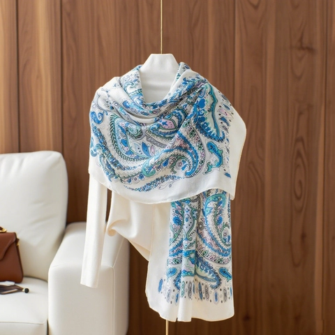 Dames Elegante Satijnen Polyester Sjaal Grote Paisley Bloemenprint Sjaal Voor Zomer Strand Zonbescherming Lichtgewicht Mode Wrap